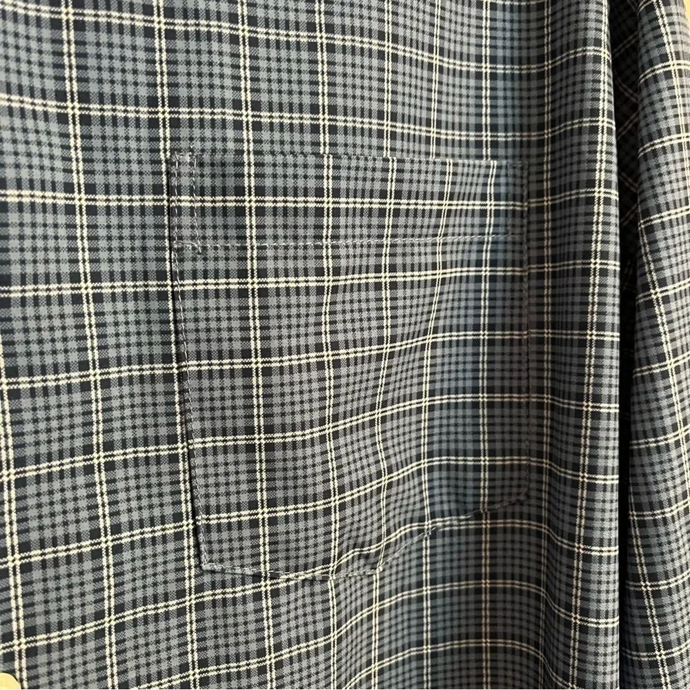 Chaps Everyday Performance Button Down Long Sleeve Blue Plaid Size L